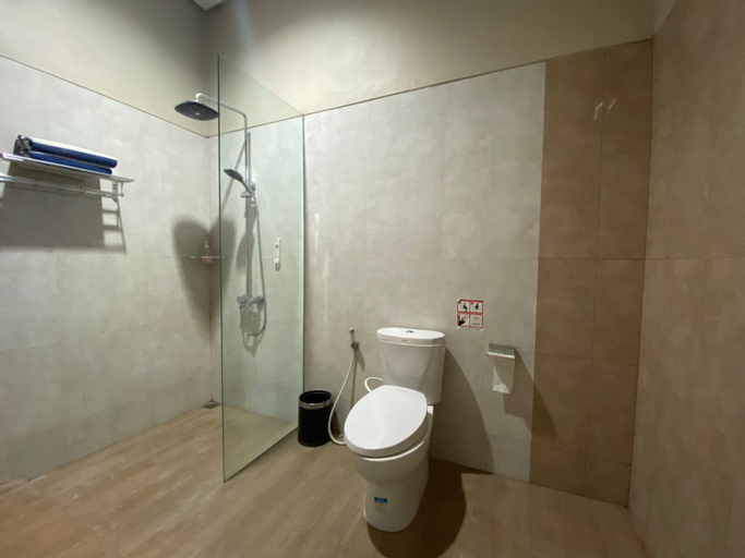 Bathroom 3