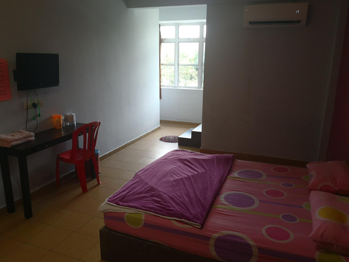 Bedroom 3, Hotel Happy Inn, Kuala Langat