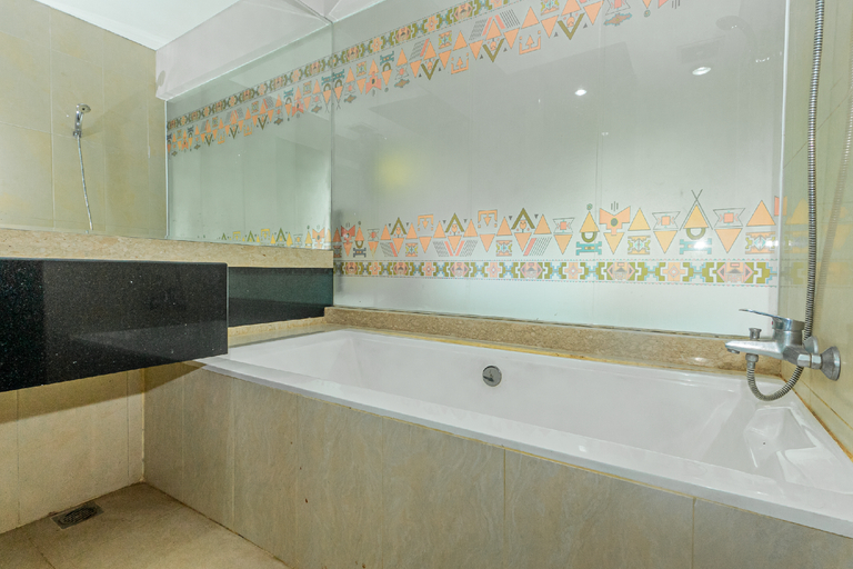 Bathroom 8
