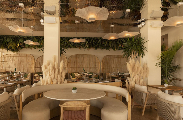 Food & Drinks 5, Gabbana Beach, Valencia