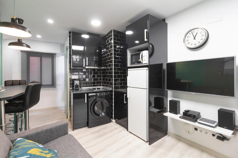 Others 3, Callao Apartment, Madrid