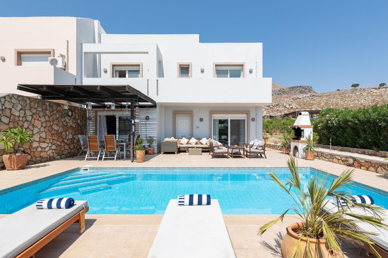 Sport & Beauty 2, Villa Paradeiso with Private Pool, South Aegean
