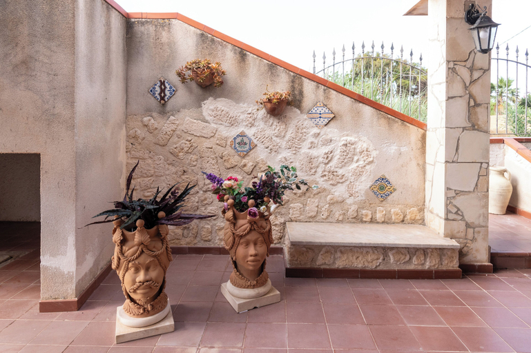 Terrace/patio 4, Villa Adele, Syracuse