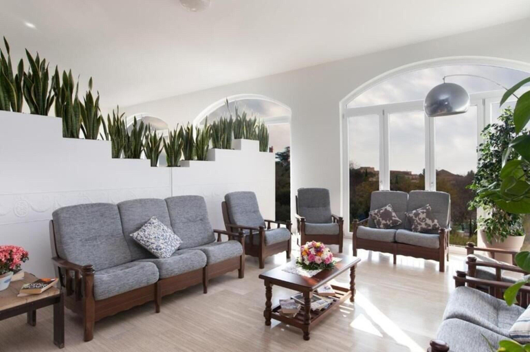 Public Area 3, Hotel Britannia, Napoli