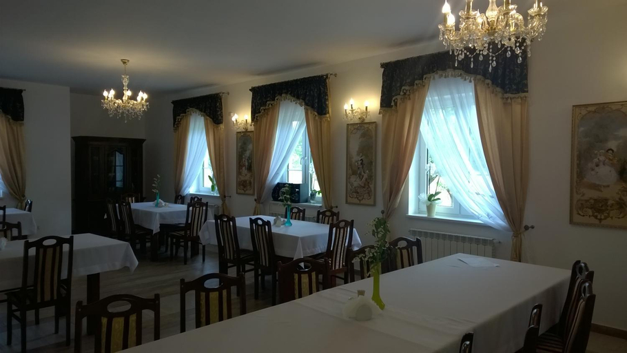 Food & Drinks 3, Noclegi Dwor Szlachecki Biedaczow, Łańcut