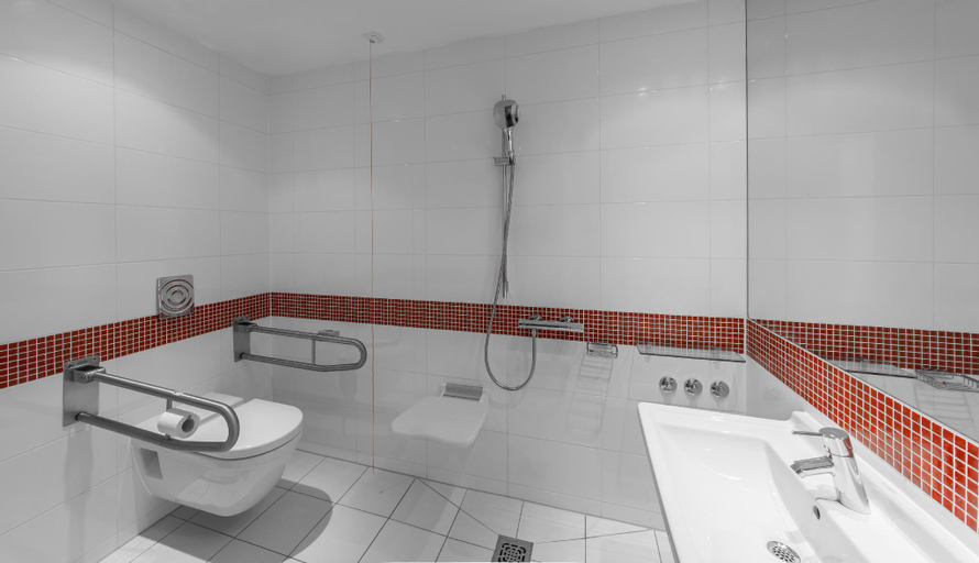 Bathroom 7
