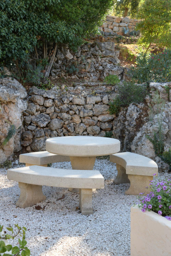Others 3, Ailleurs Land - Provence, Var