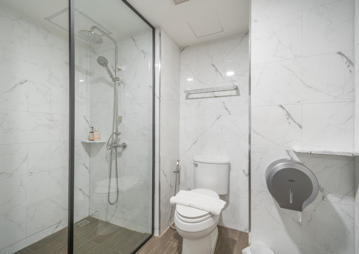 Bathroom 4