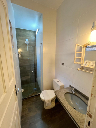 Bathroom 5, Suites no centro historico, Petrópolis