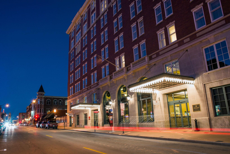 Exterior & Views 2, Julien, Dubuque
