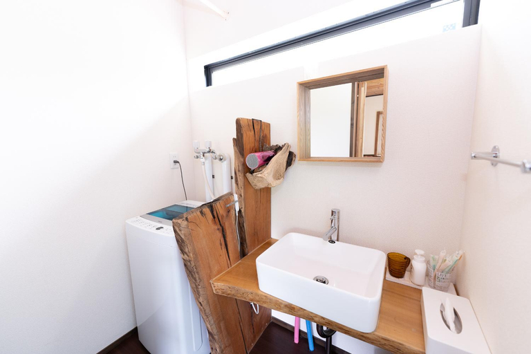 Bathroom 3, Niseko Nikuyadoya, Niseko