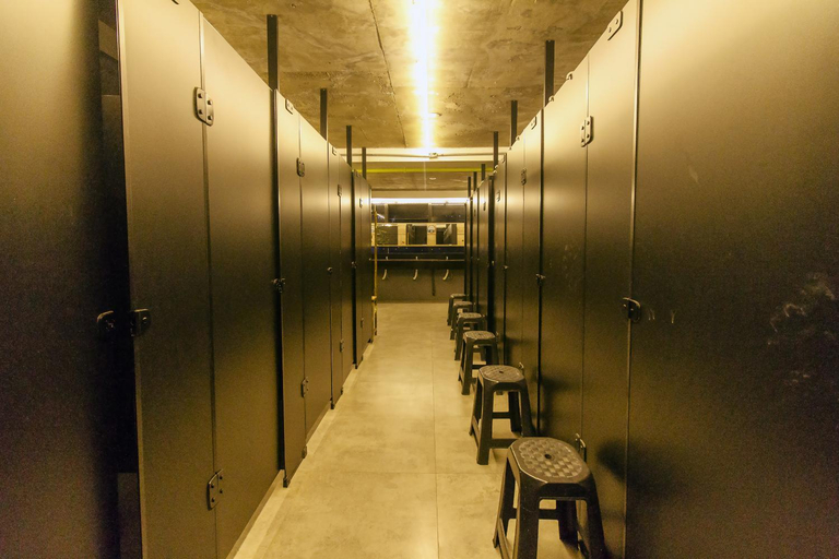 Bathroom 3, Joy Hostel & Suites, Brasília
