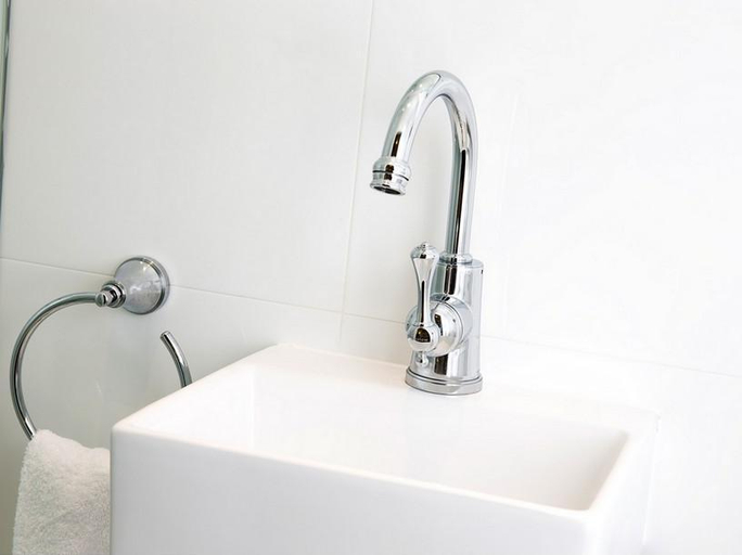 Bathroom 11