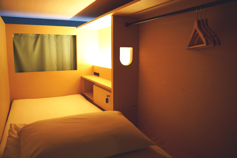 Bedroom 12