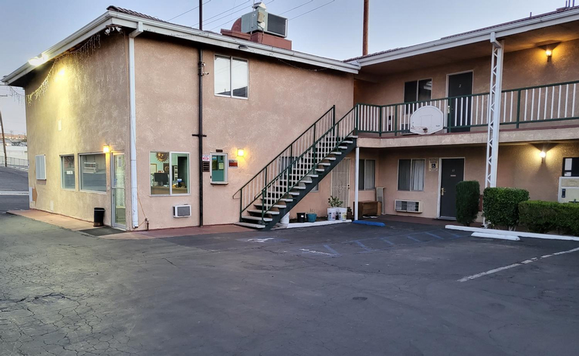 Star Inn On Route 66, Barstow, San Bernardino