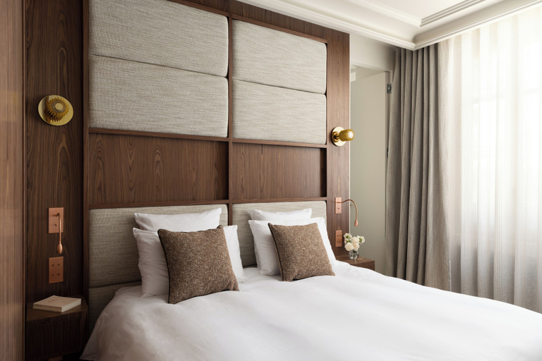 Bedroom 5, HIGHSTAY - Luxury Serviced Apartments - Invalides, Paris