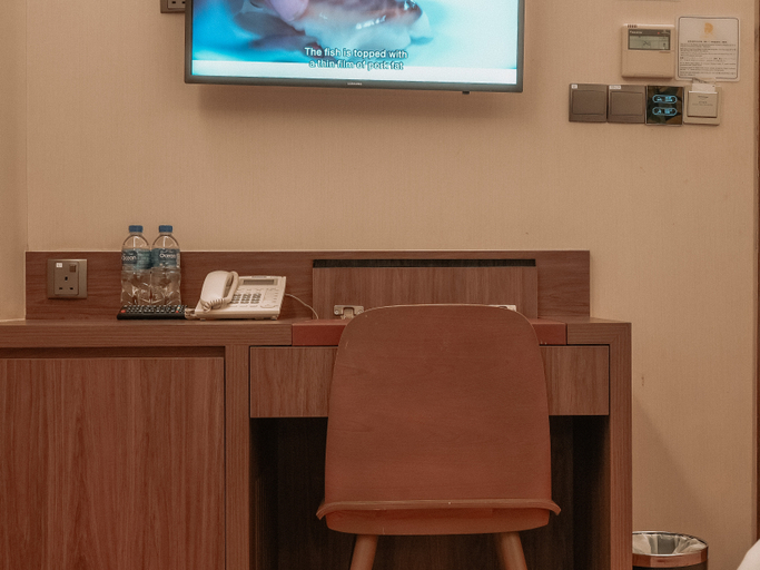Others 4, A Hotel Bugis, 11Hrs, Stay From 8PM To 9AM, Singapore