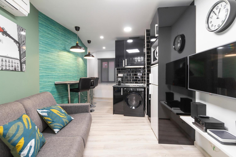 Others 2, Callao Apartment, Madrid