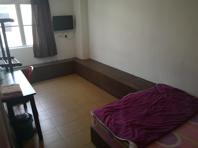 Bedroom 2, Hotel Happy Inn, Kuala Langat