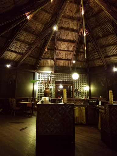 Food & Drinks