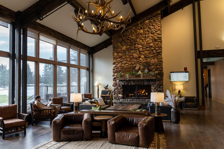 Public Area 2, Grouse Mountain Lodge, Flathead