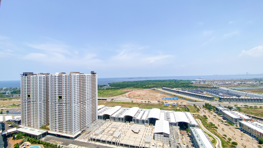 Others 3, Modern and Tranquil Studio at Apartment Tokyo Riverside PIK 2 By Travelio, Tangerang