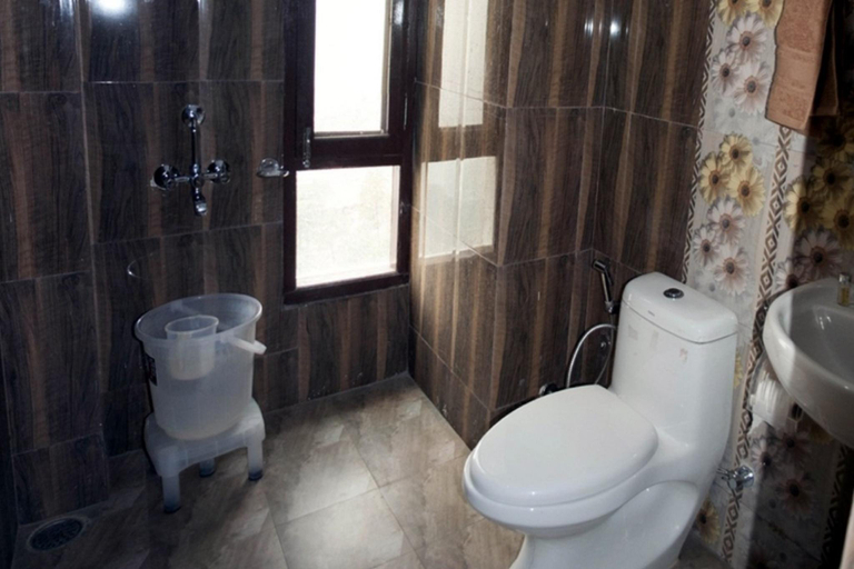 Bathroom 4, Goroomgo Divine Hills Shimla, Shimla