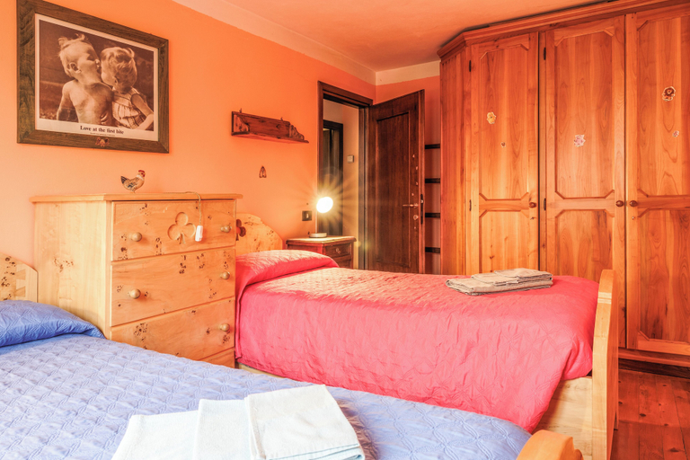 Bedroom 2, Appartamento Panoramico, Brescia