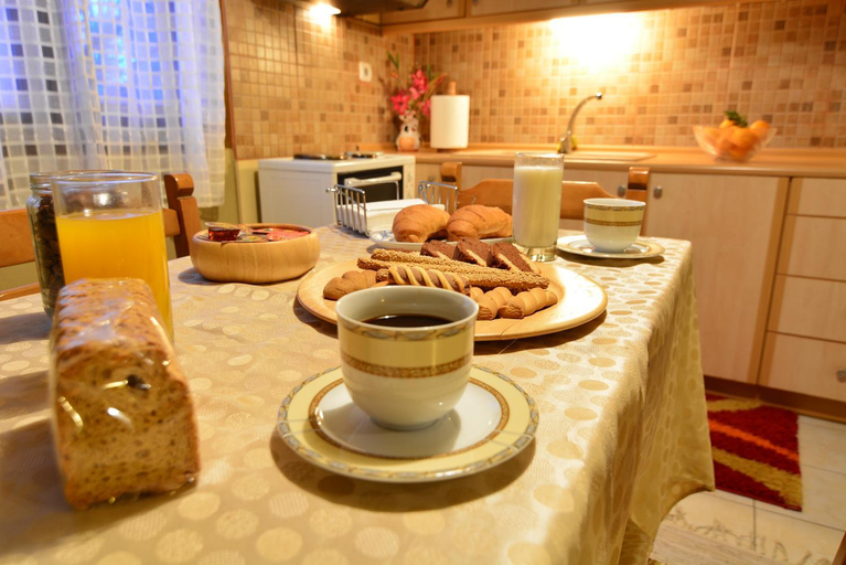 Food & Drinks, Erofili, Peloponnese