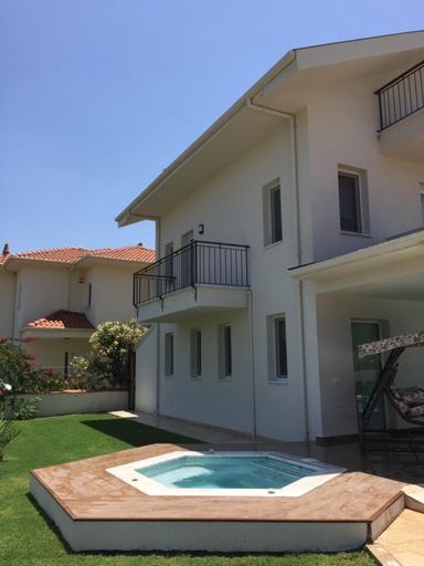 Hot tub 2, Crescent Twins -White Villa, Ortaca