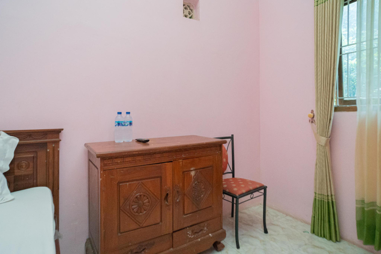 Bedroom 16