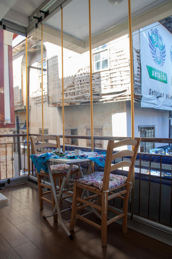 Food & Drinks, Mavi Avlu - Old town apartments, Antalya