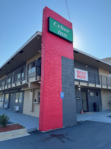 Exterior & Views 2, Cyber Inn, Richmond