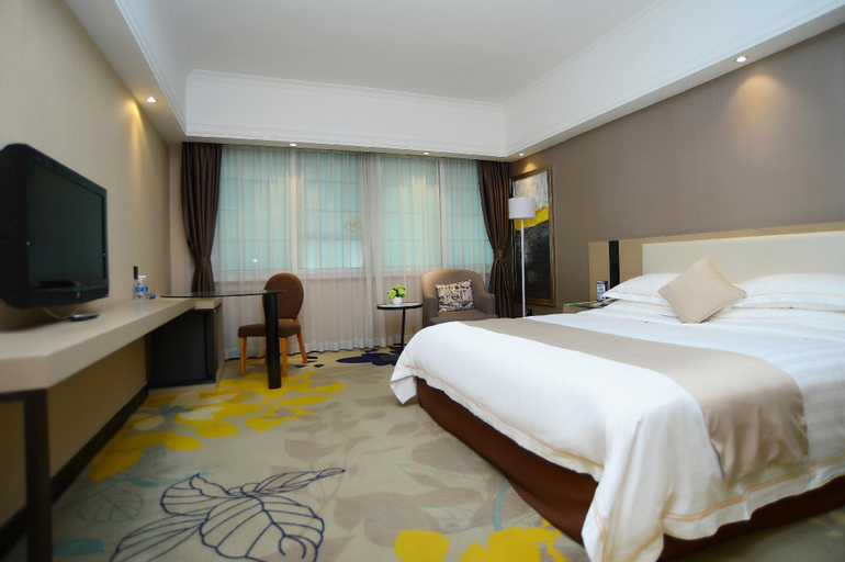 Bedroom 9