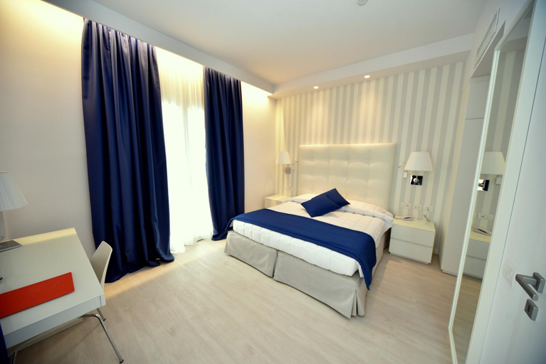 Bedroom 2, Hotel Fedora Riccione - FRONTE MARE, Rimini