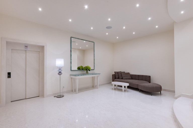 Public Area 4, Grotta Palazzese Beach Hotel, Bari