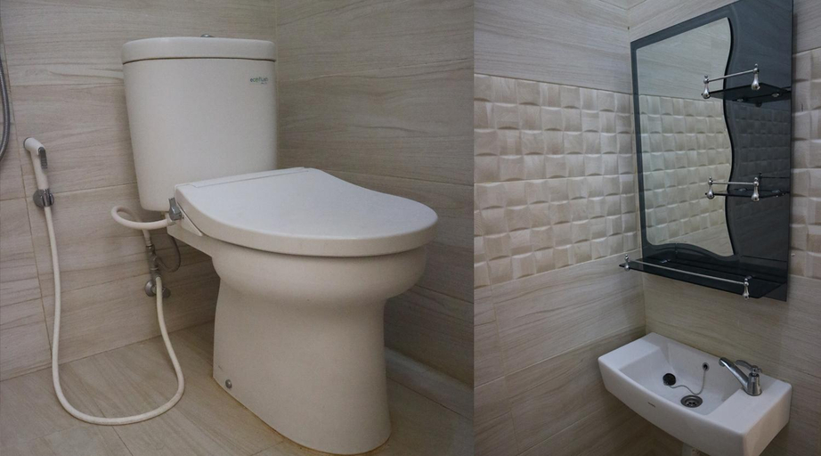 Bathroom, Homestay / Guest House Dekat Malioboro, Bantul