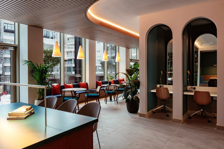 Food & Drinks 5, Coppermaker Square - Campus Accommodation, London