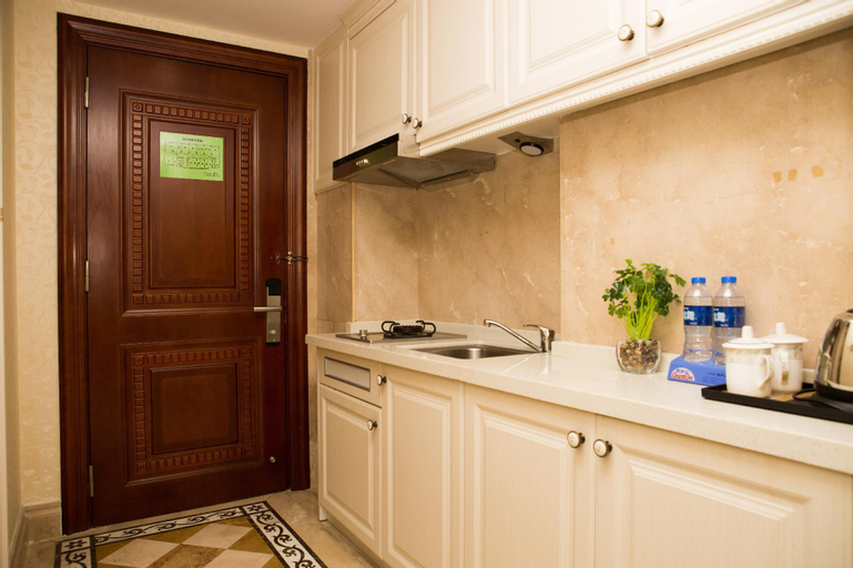 Dining Room 6