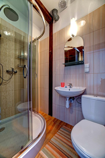 Bathroom 2, Noclegi Dwor Szlachecki Biedaczow, Łańcut