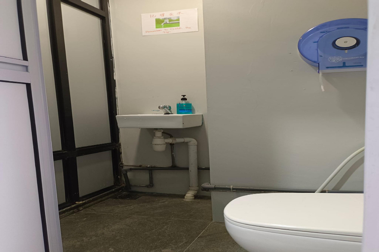 Bathroom 7