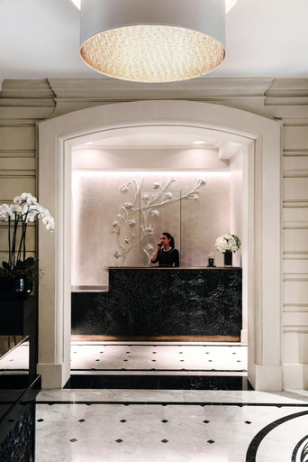Public Area, Hotel Le Narcisse Blanc & Spa, Paris