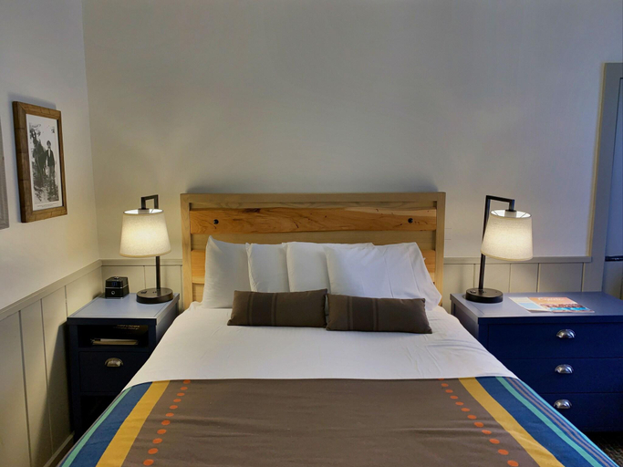 Bedroom 3, Bright Angel Lodge, Coconino