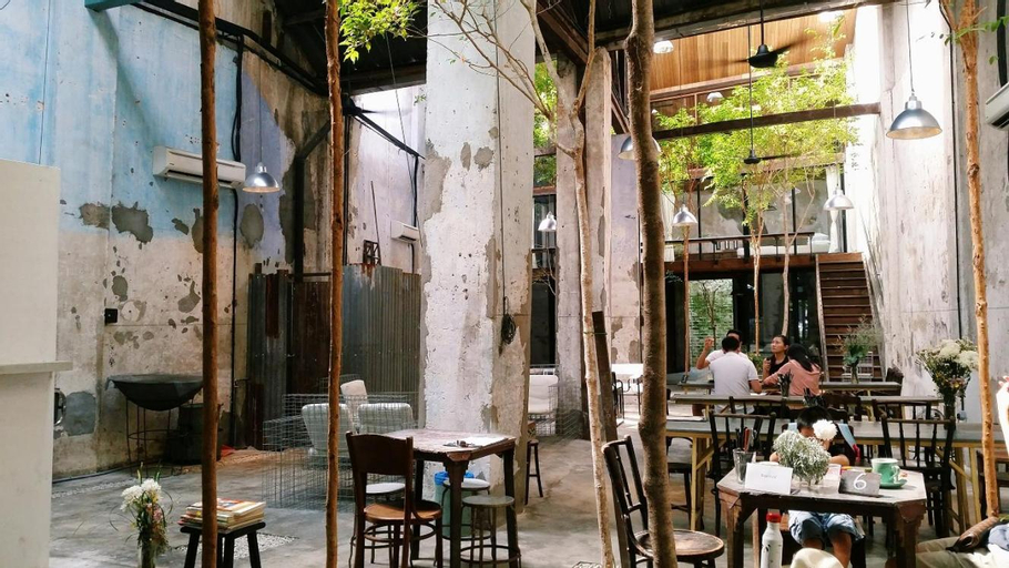 Restaurant 13