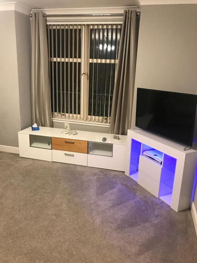 Others 2, City Centre Executive 2 Bed Apartment with WiFi & Parking, Aberdeen