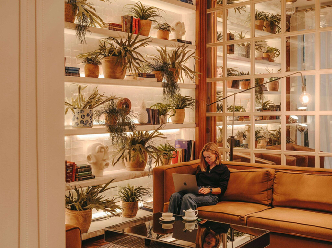 Public Area 4, Pulitzer, Barcelona