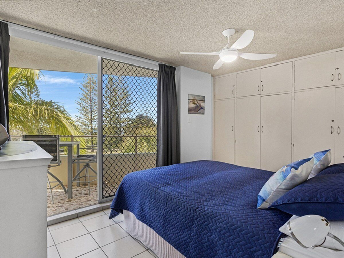 Others 5, Waterfront at Wyuna, Gold Coast