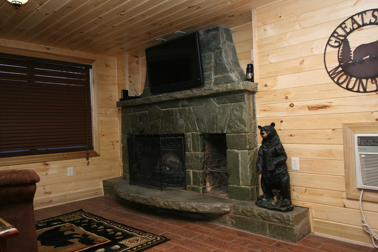 Others 5, Cupid's Cabin, Sevier