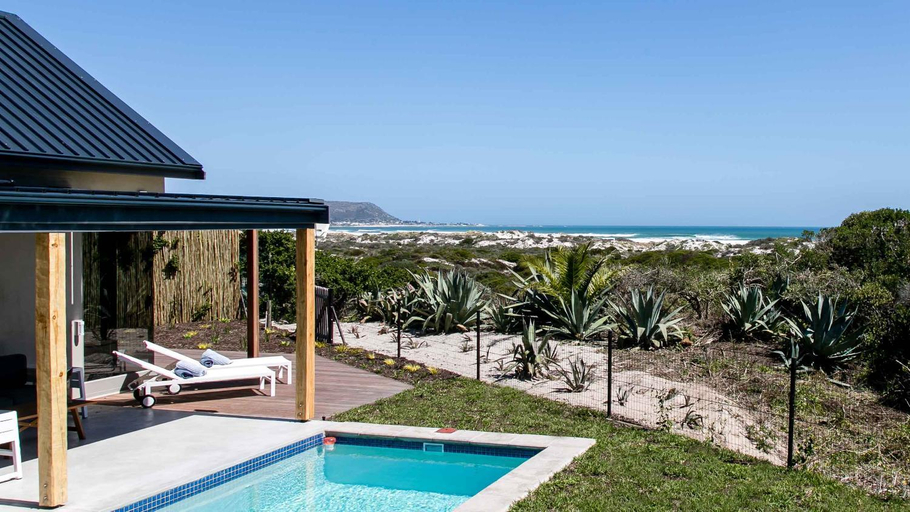 Others 4, Willow Beach House - with backup power, City of Cape Town