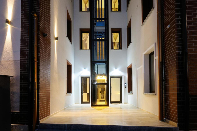 Others 4, Dominus Residence, Cluj-napoca